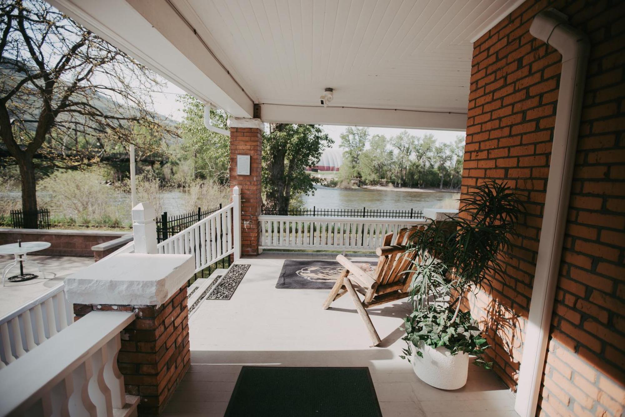 Goldsmith'S River Front Inn มิสซูลา ภายนอก รูปภาพ