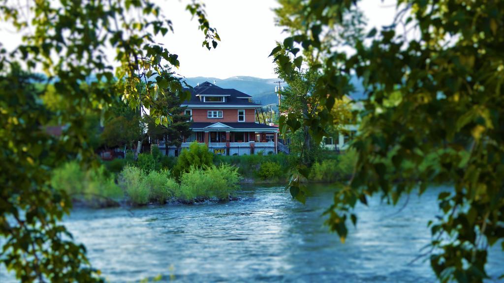 Goldsmith'S River Front Inn มิสซูลา ภายนอก รูปภาพ